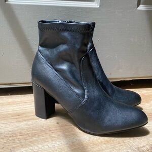 Steve Madden Black Heeled Boots with Chunky Block Heel